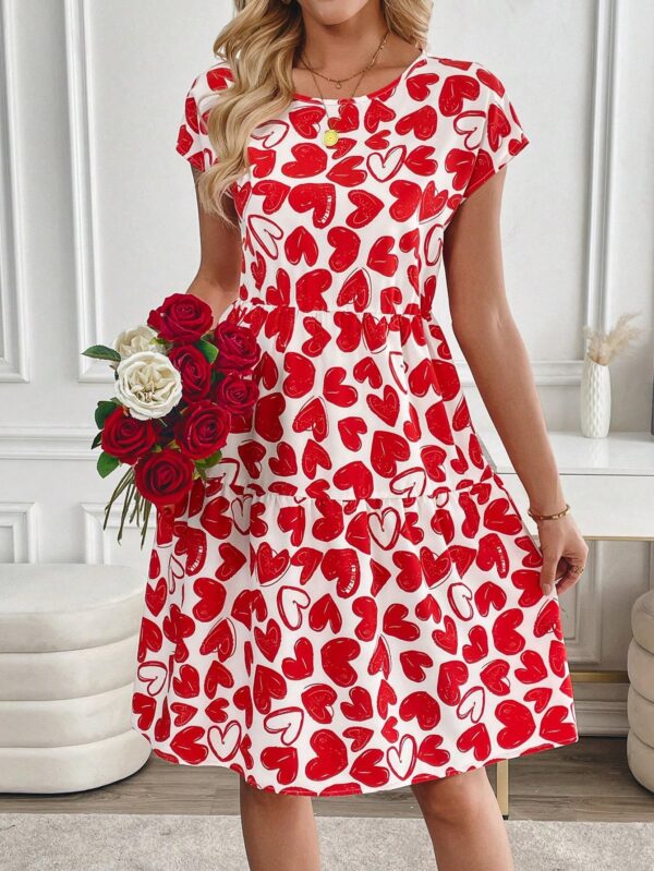 Women's Valentine's Day Heart Print Round Neck Short Sleeve Short Casual Dress - Image 4
